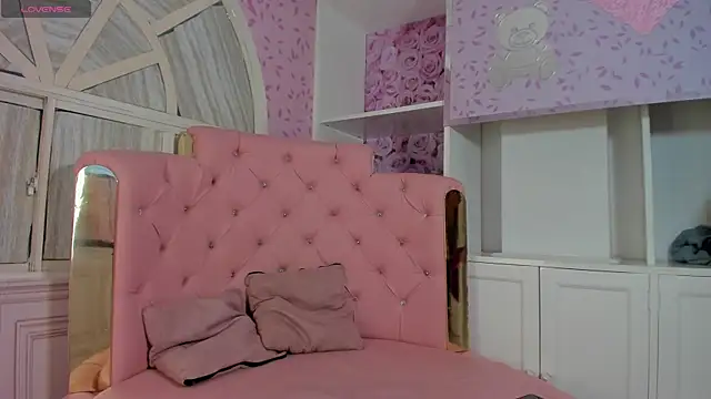 Dani rivass online show from 11/13/25, 10:58