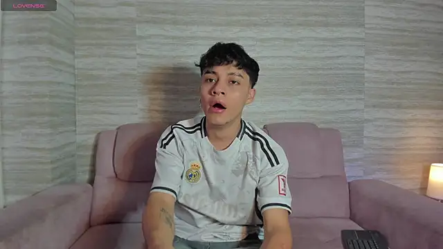 Dani rivass online show from 12/14/25, 11:37