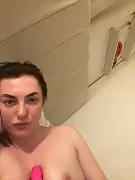 Snapshot of Bethbooxo chatting on 09/11/25, 08:53 Bethbooxo online show from 09/11/25, 08:53