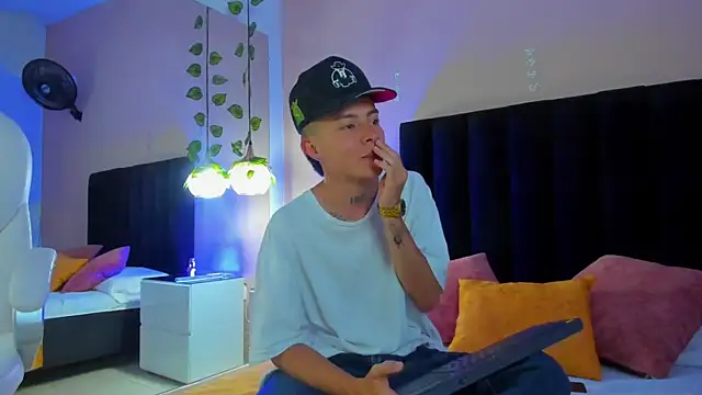 Nascary Fox online show from 09/12/25, 08:09