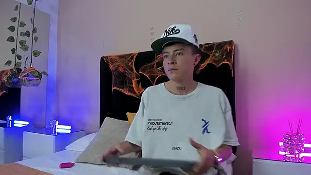 Nascary Fox online show from 10/02/25, 07:43