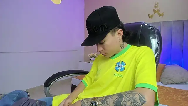 Nascary Fox online show from 02/14/26, 07:21