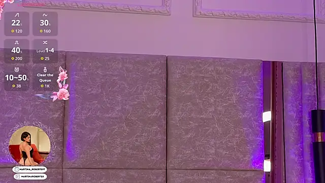 Martina-Roberts- online show from 10/22/25, 03:51