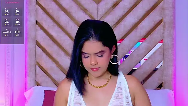 Martina-Roberts- online show from 02/09/26, 05:22