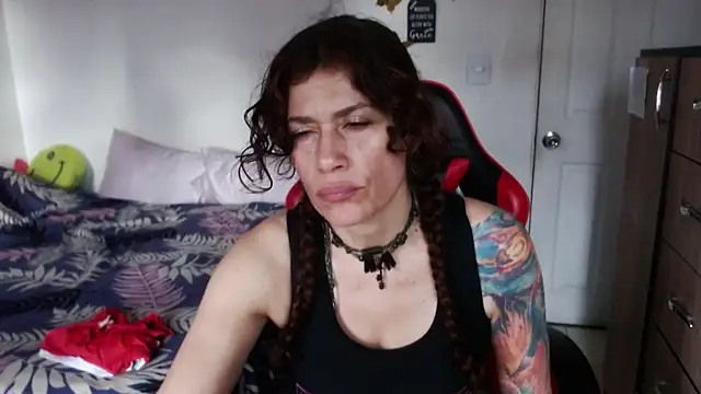 fenix colette online show from 09/10/25, 09:26