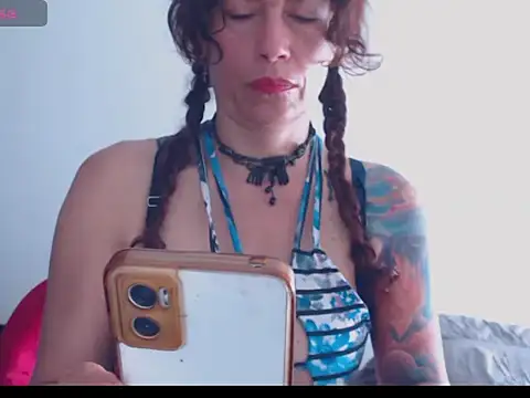 fenix colette online show from 09/21/25, 02:19