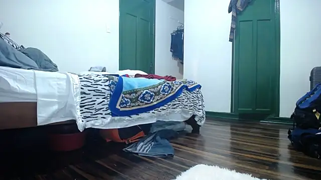 fenix colette online show from 04/17/26, 01:30