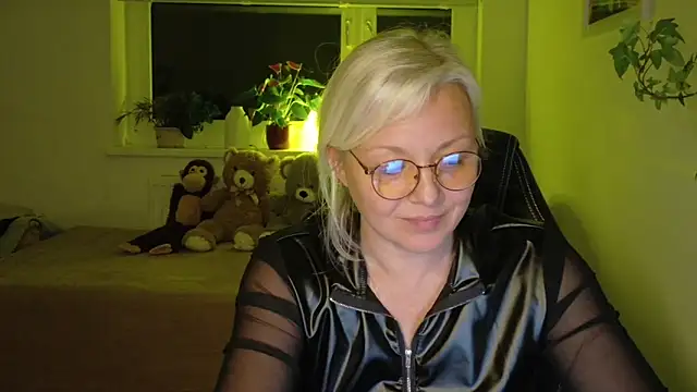 Linsy Kim online show from 03/19/26, 12:36