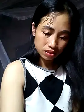 Snapshot of misa_00 chatting on 05/06/26, 05:07 misa 00 online show from 05/06/26, 05:07