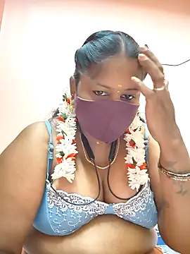 bakyasree143 online show from 02/18/26, 07:43