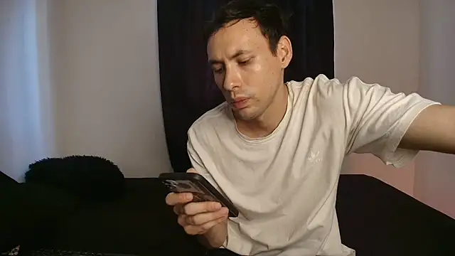 Demian-melany online show from 11/26/25, 02:29