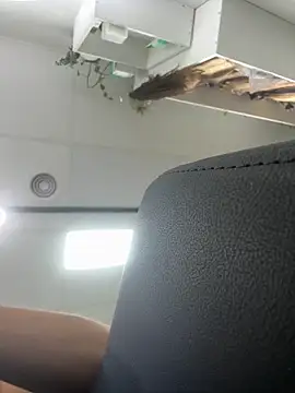 imyourgoodgirl69 online show from 03/06/26, 06:54