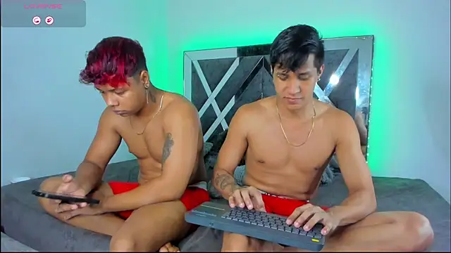 Robertmiller21 online show from 04/10/26, 01:11