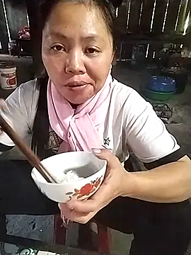 venu00 online show from 12/01/25, 03:00