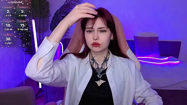 Morana Batt online show from 11/17/25, 02:06