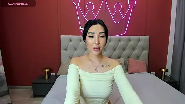 Jennifer Munoz online show from 11/27/25, 08:27