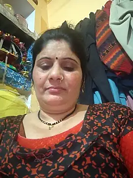 Snapshot of Rakhi99x chatting on 03/28/26, 05:45 Rakhi99x online show from 03/28/26, 05:45