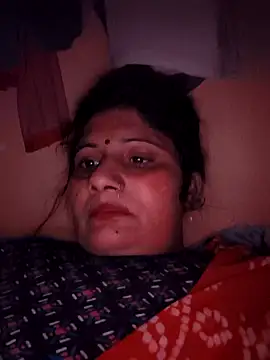 Snapshot of Rakhi99x chatting on 04/03/26, 03:10 Rakhi99x online show from 04/03/26, 03:10