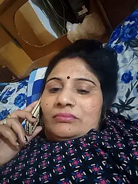 Snapshot of Rakhi99x chatting on 04/11/26, 10:41 Rakhi99x online show from 04/11/26, 10:41