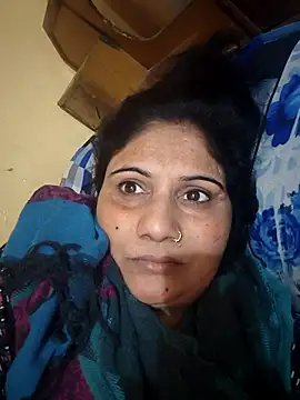 Snapshot of Rakhi99x chatting on 04/18/26, 08:07 Rakhi99x online show from 04/18/26, 08:07