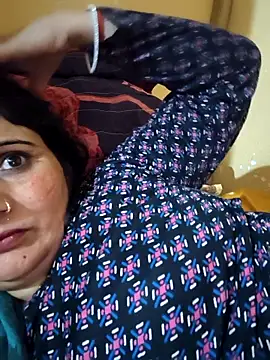 Snapshot of Rakhi99x chatting on 04/19/26, 12:15 Rakhi99x online show from 04/19/26, 12:15