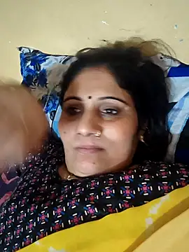 Snapshot of Rakhi99x chatting on 05/04/26, 05:53 Rakhi99x online show from 05/04/26, 05:53