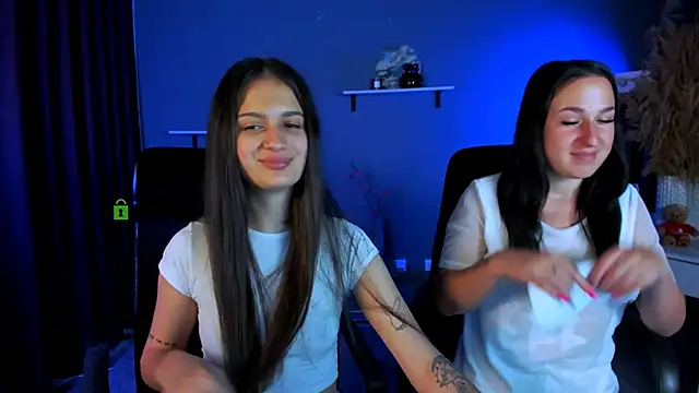 Snapshot of talia_seduce chatting on 09/12/25, 12:49 talia seduce online show from 09/12/25, 12:49