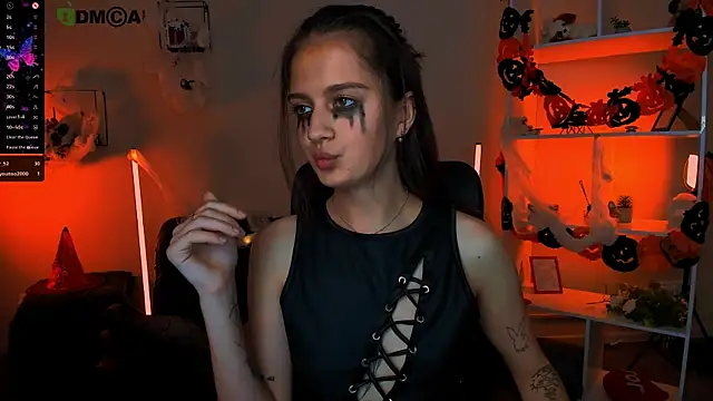 Snapshot of talia_seduce chatting on 10/22/25, 02:50 talia seduce online show from 10/22/25, 02:50