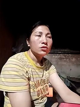 YAYAA-502 online show from 03/31/26, 11:54