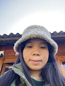 Ngoc-bbi online show from 11/30/25, 02:15