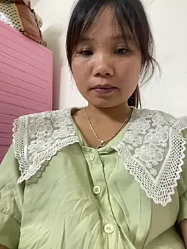 Snapshot of Ngoc-bbi chatting on 07/22/26, 04:48 Ngoc-bbi online show from 07/22/26, 04:48