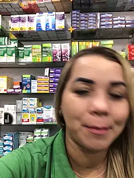 Snapshot of imoly99 chatting on 10/04/25, 12:14 imoly99 online show from 10/04/25, 12:14