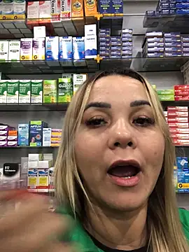 Snapshot of imoly99 chatting on 10/30/25, 08:31 imoly99 online show from 10/30/25, 08:31