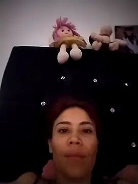 dulcelatin21 online show from 11/29/25, 07:17