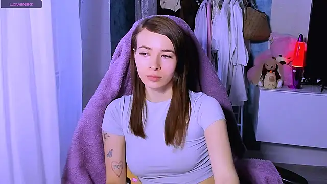 ZoyaMill online show from 11/09/25, 06:12