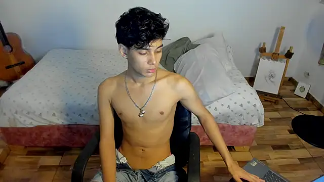 AliottTwink online show from 01/09/26, 02:14