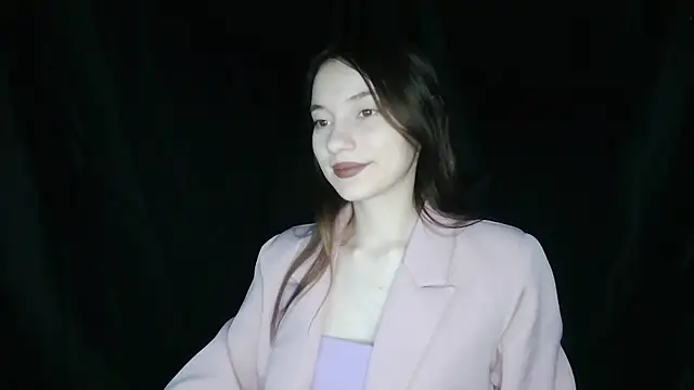 Liza-Kitty online show from 11/08/25, 03:39