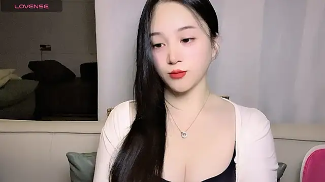 woaiqinqin online show from 01/12/26, 05:07