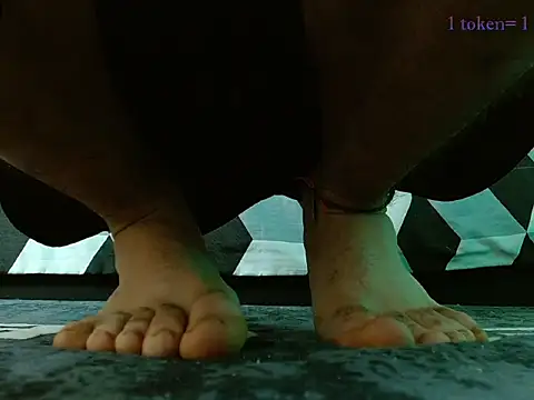 aaronjames1 online show from 11/26/25, 01:12