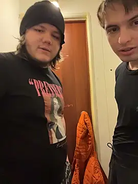 desiredude9 online show from 02/11/26, 03:28