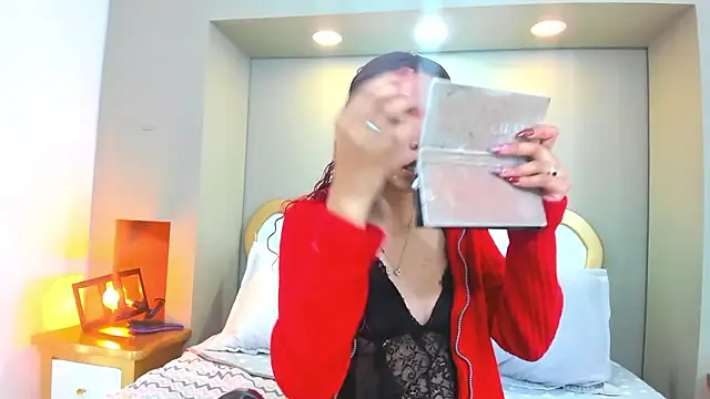 AteneaGreyy online show from 01/08/26, 12:07