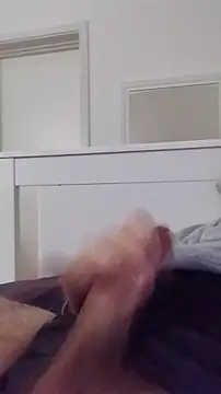 NewJoiner online show from 11/20/25, 08:30