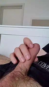 NewJoiner online show from 05/13/26, 04:04