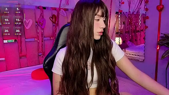 ZharaLux online show from 02/13/26, 12:56