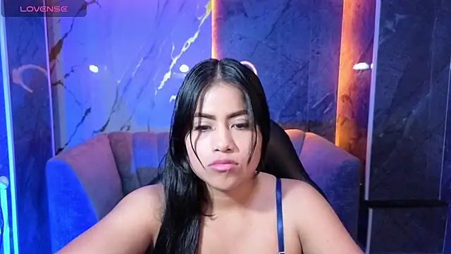 Victoria b  online show from 10/29/25, 07:48