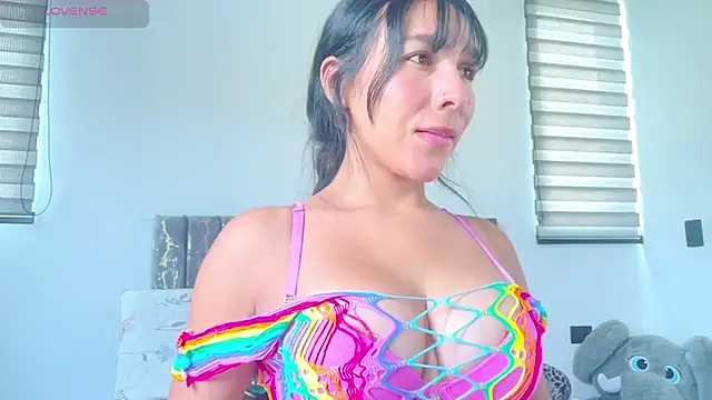 greciadom555 online show from 11/30/25, 08:57