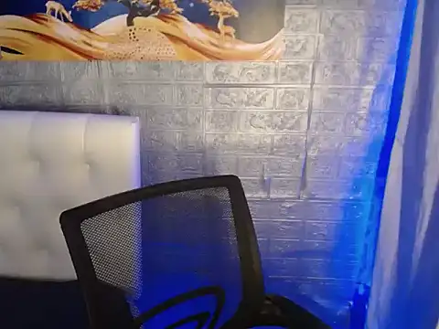 Naughtyalina2 online show from 02/24/26, 02:53