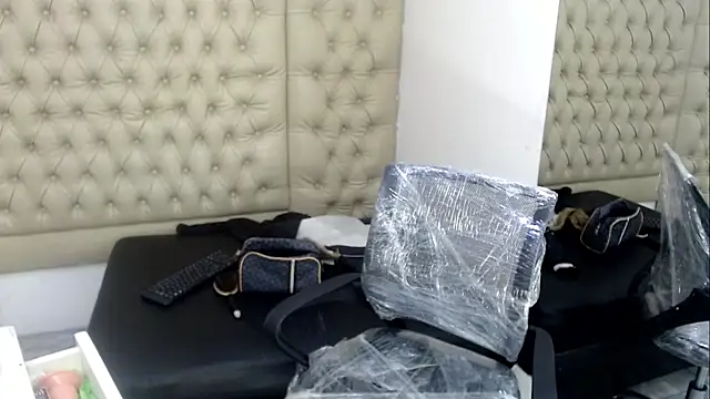 JessicaHott01 online show from 11/20/25, 01:28