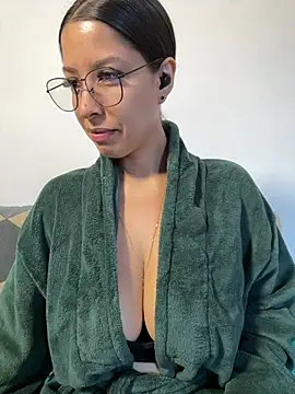 luvely online show from 06/02/26, 01:02