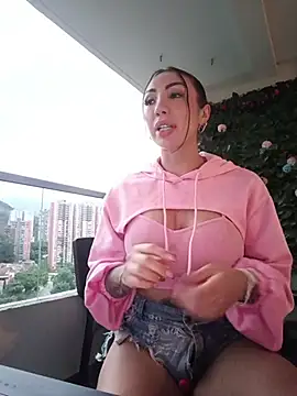 Sarahlove 90 online show from 04/06/26, 11:05